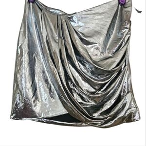 DO+BE Silver metallic draped mini skirt. Size M NWT